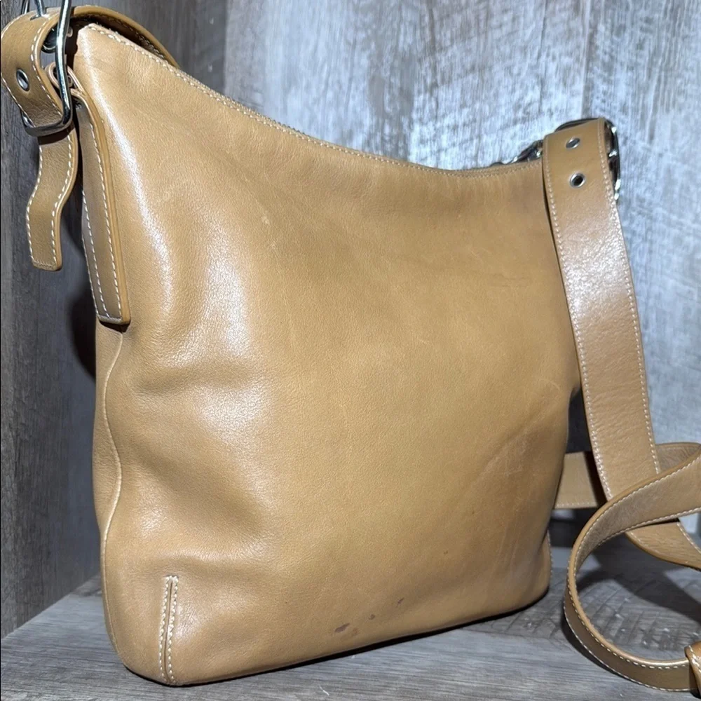 COACH Vintage Legacy Duffle Purse A04D-9326
